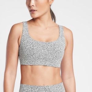 NWT-Athleta Exhale Textured Bra, D-DD, Size XS